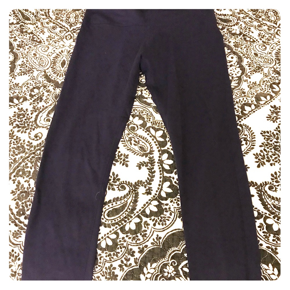 Dark purple leggings